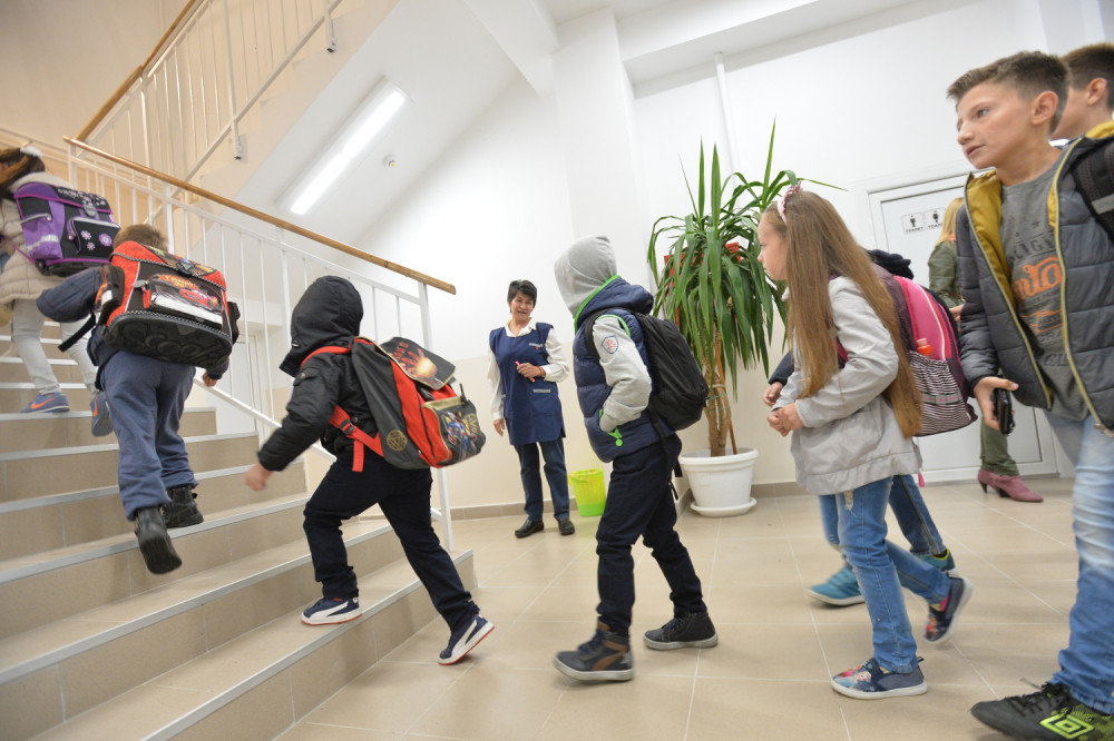 Otvorena obnovljena škola u Begaljici