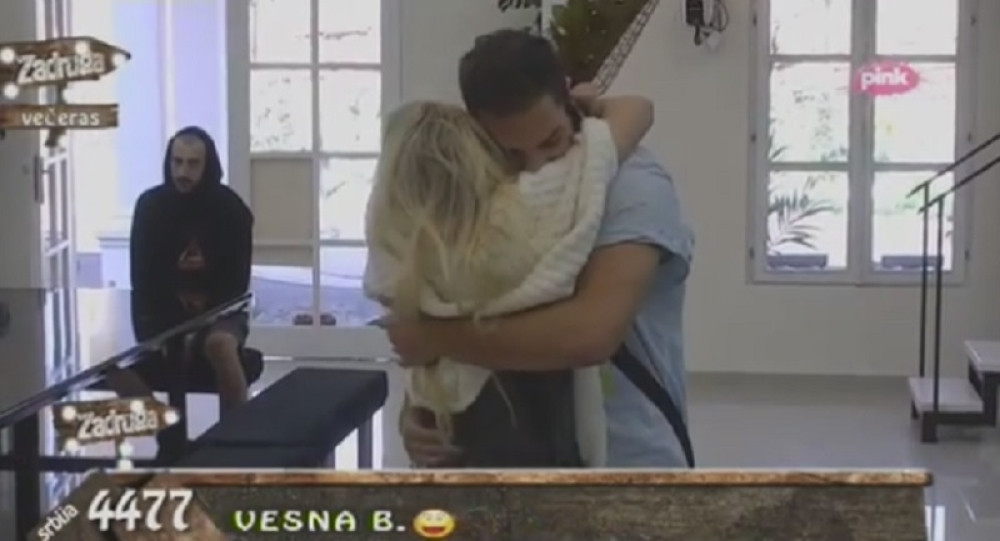 Anđelo iznenadio Teodoru, zadrugari šokirani!