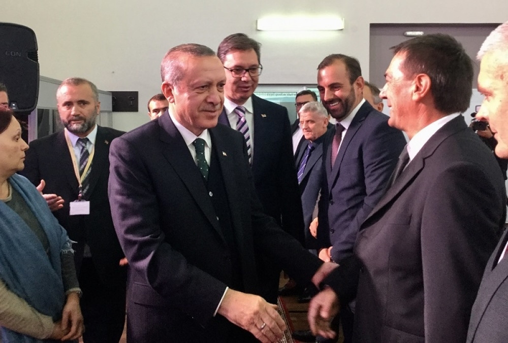 Vučić i Erdogan stigli u Novi Pazar (FOTO)