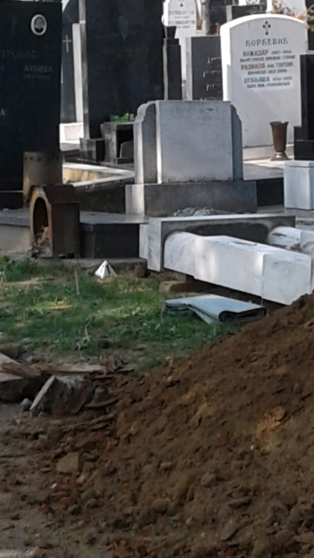 Pogledajte šta piše na ovom srpskom spomeniku! (FOTO)