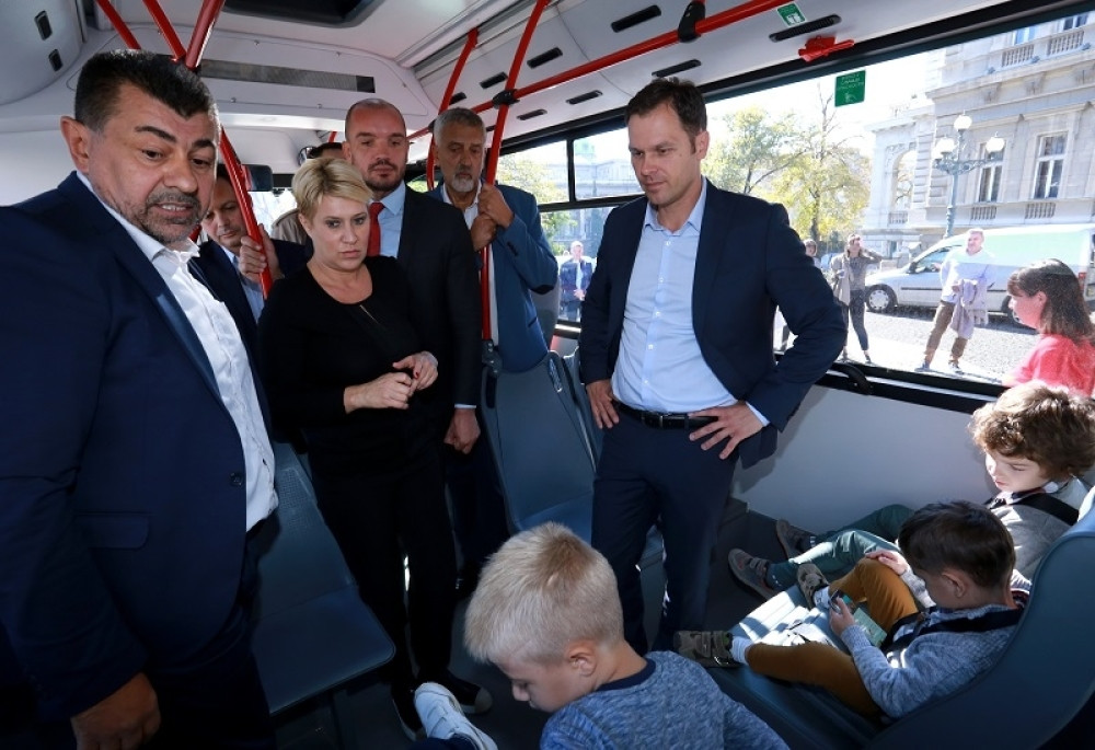 Mali: Dečja sedišta u vozilima GSP!