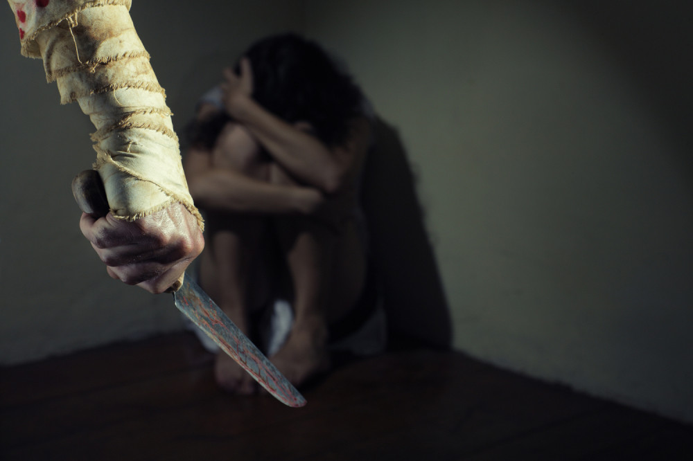 Stravičan slučaj u Srbiji: Zlostavljač mučio višegodišnju devojku!