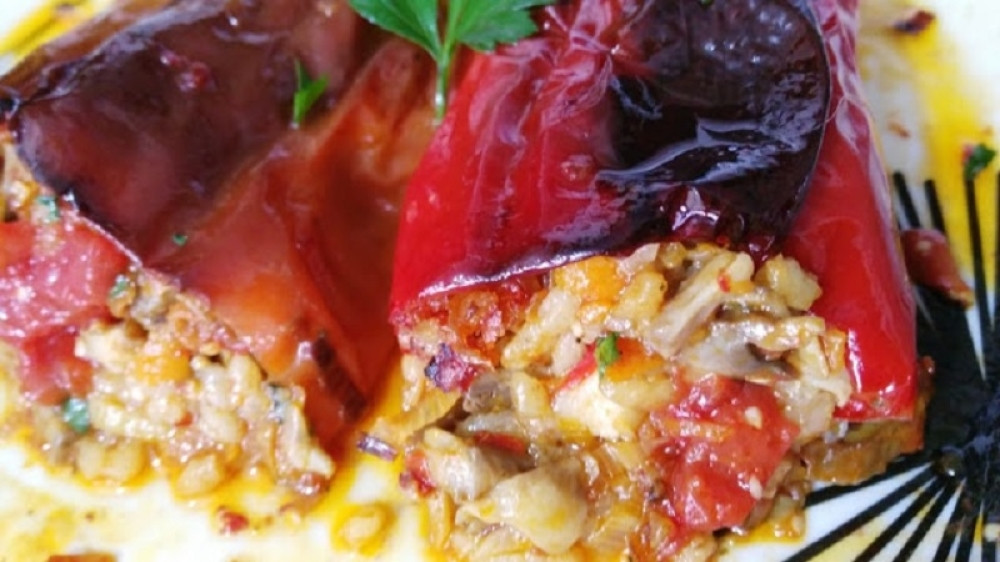 Punjena paprika sa šampinjonima - posno (VIDEO)