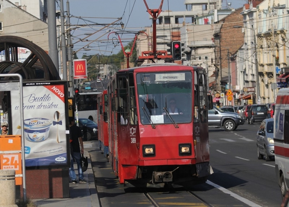 Lakše povređena jedna žena