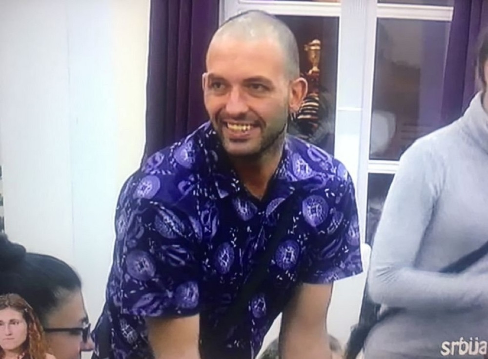 Niko nije znao da je u Zadruzi "učestvovao" golman srpske reprezentacije! Pa on i lik iz rijalitija su kao blizanci! (FOTO)