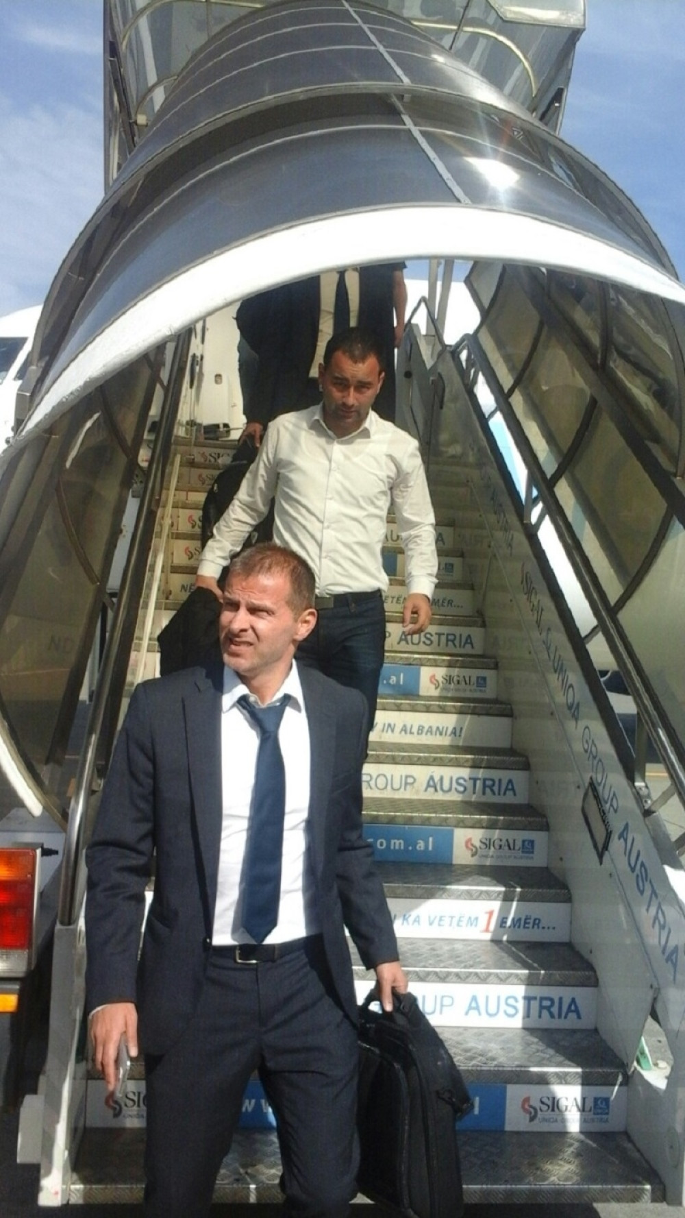 Partizan sleteo u Tiranu!