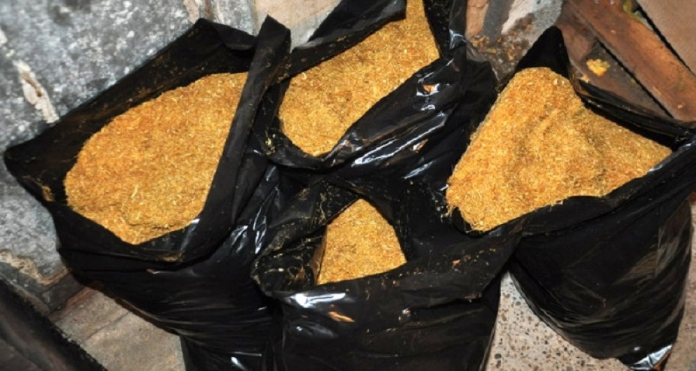 Pripadnici MUP-a zaplenili tonu nafte i 122 kg duvana u listu