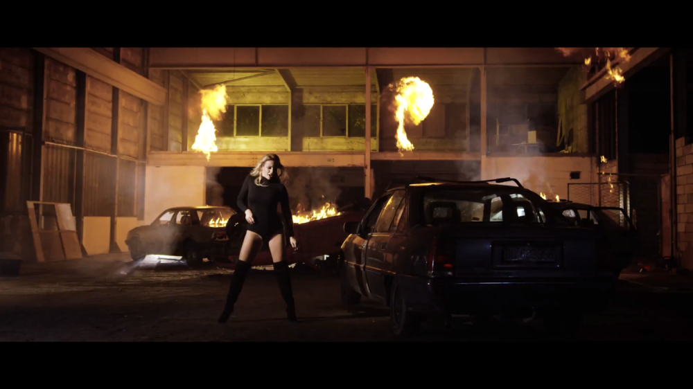 Ana u nikad vrelijem izdanju! (VIDEO)