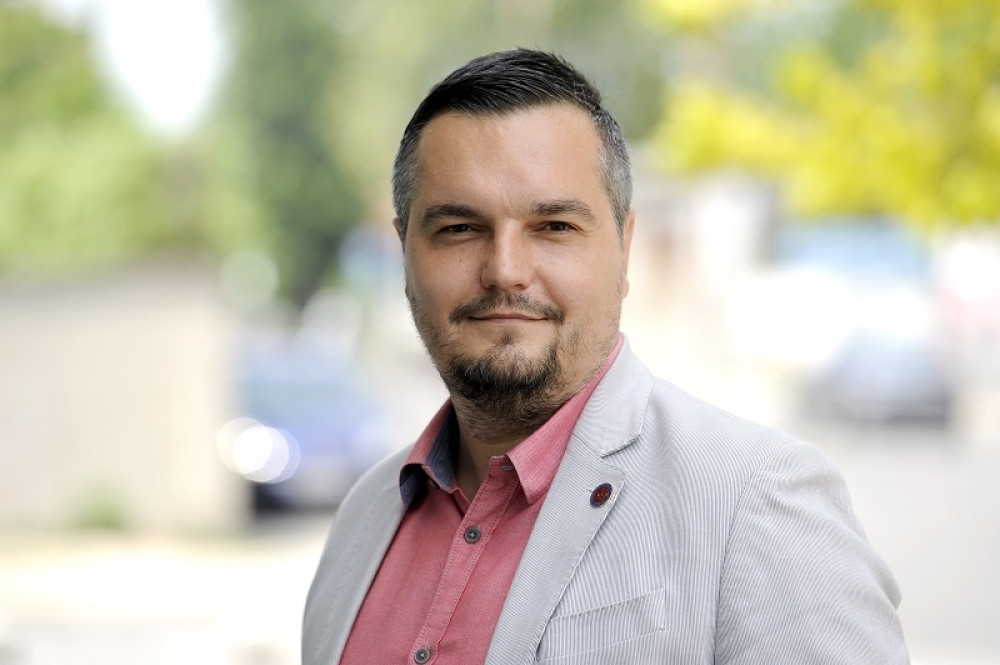 Žika pomogao povređenom vozaču kamiona! (FOTO)