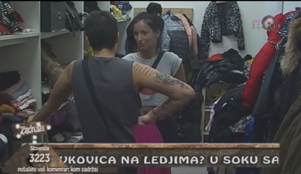 Sve grmelo u garderoberu, a onda je molila za oproštaj! (VIDEO)