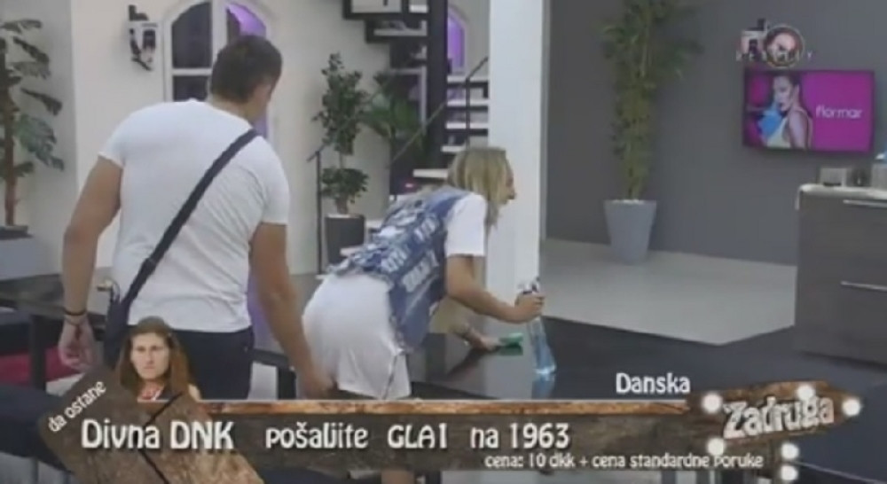 Luna se sagnula, a onda je Sloba prišao s leđa i uradio joj ovo! (VIDEO)