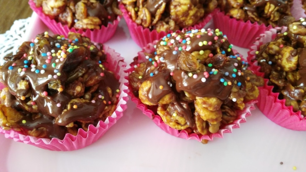 Vesele kornifleks korpice sa čokoladom! (VIDEO)