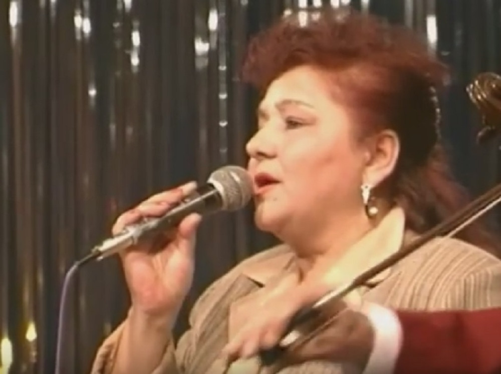 Srpska pevačica umrla u bolesti i samoći