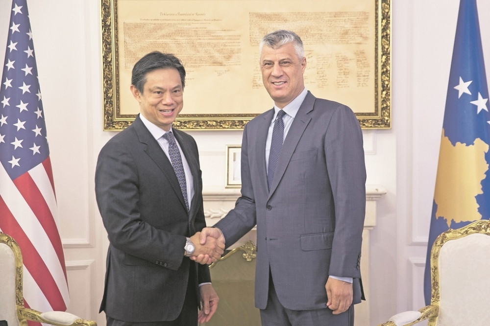 Hojt Ji bi da opelješi Kosovo sa Klarkom!