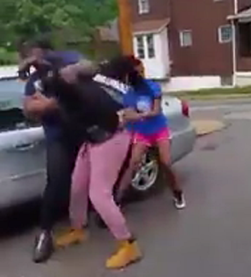 Ovo je najbrutalnija tuča žena (VIDEO 18+)