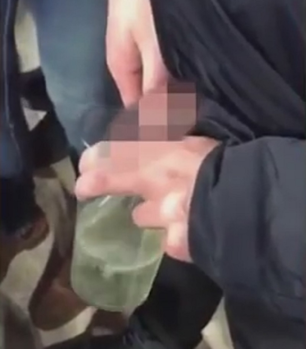 Da li je ovo najgluplji huligan svih vremena?! (VIDEO)