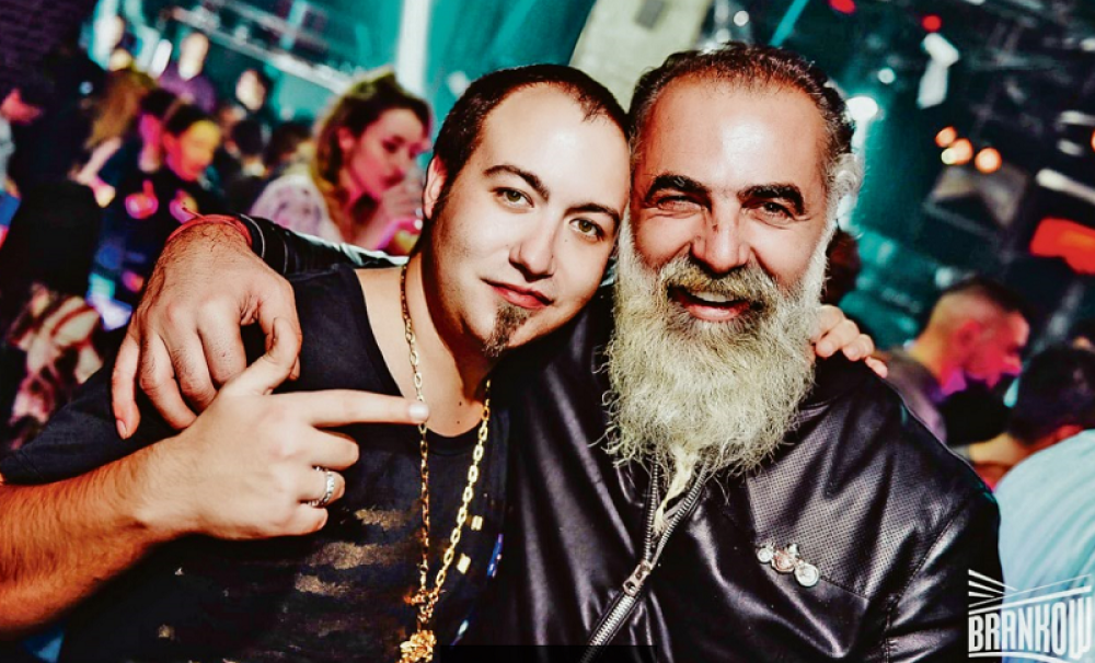 Rasta u provodu, Ana na liturgiji!