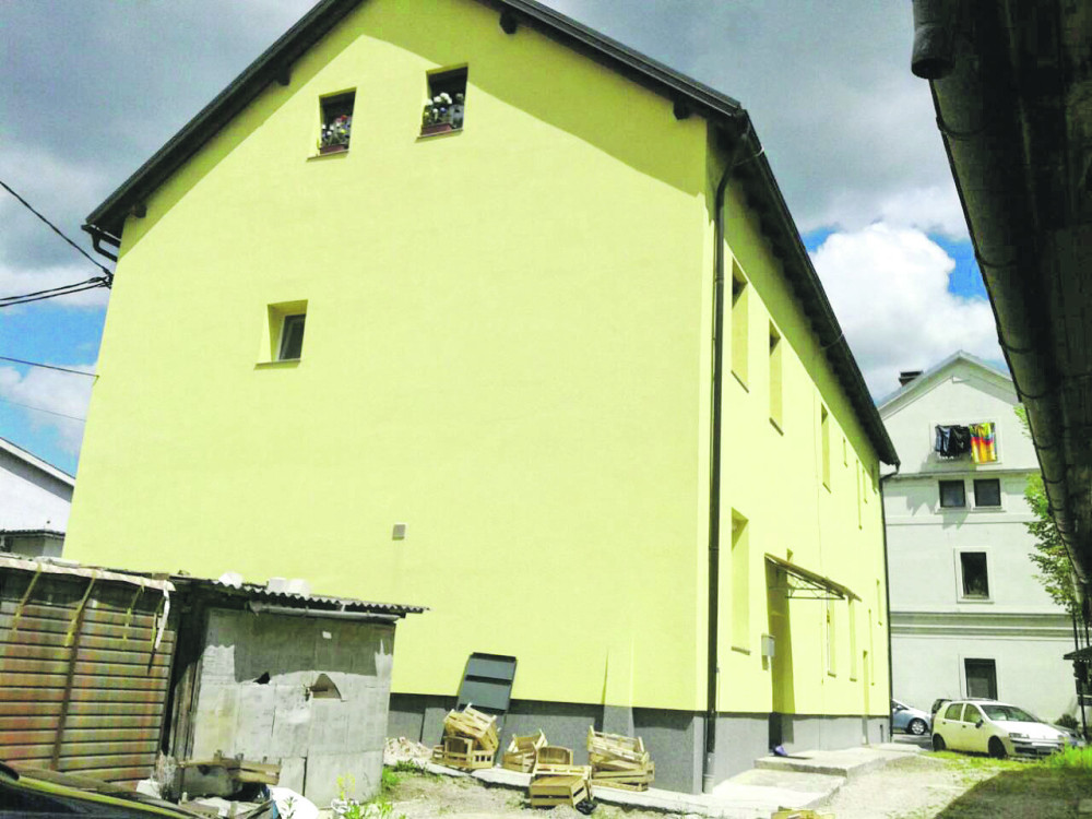 Srbi goli i bosi u Ljubljani!