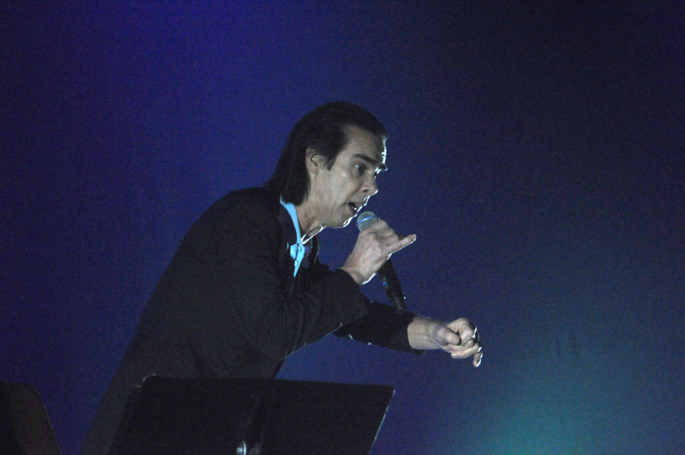 Crno-beli ples Nika Kejva u Areni (FOTO)