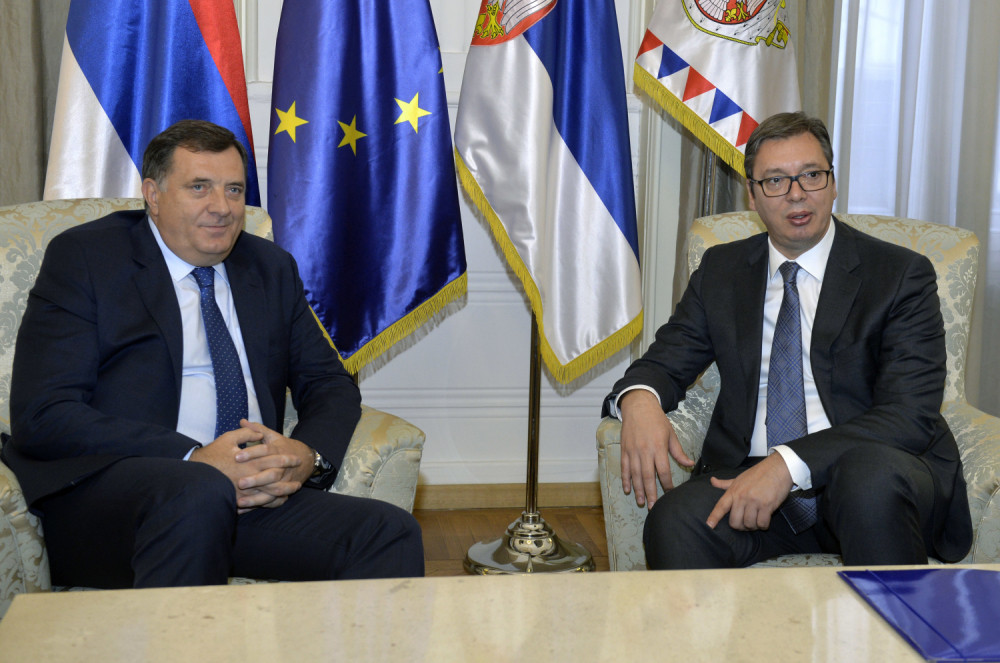 Vučić predstavio tim za rad na Deklaraciji o opstanku Srba