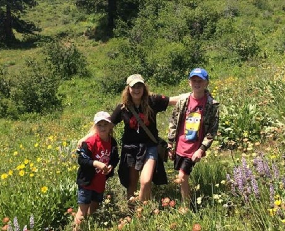 Majka namerno sletela sa ivice i usmrtila troje dece!