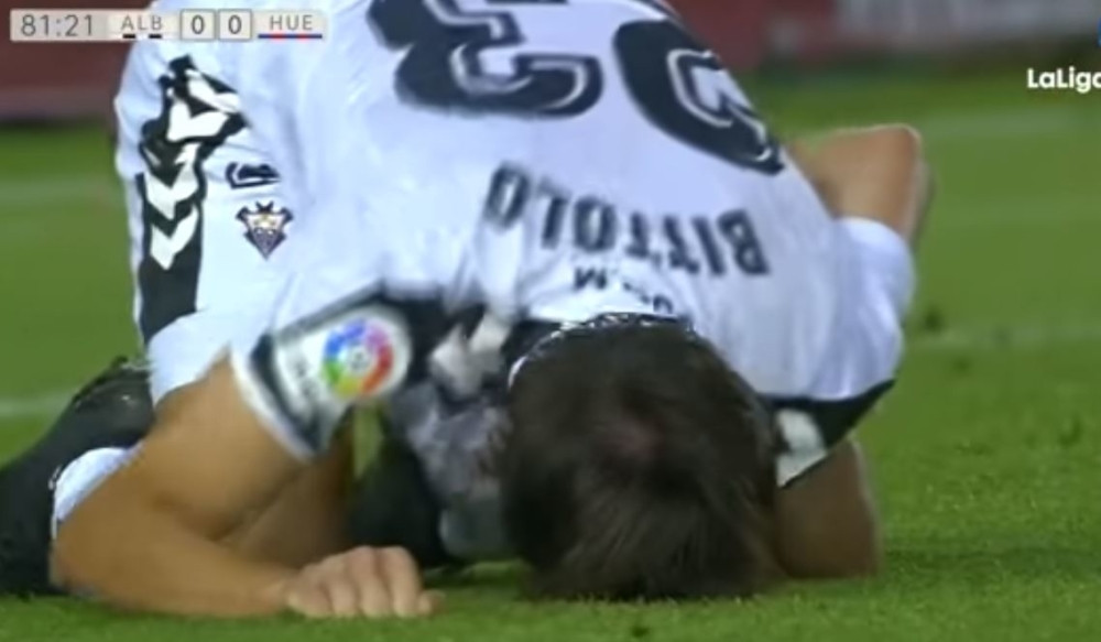 Nakon sudara sa saigračem dobio 10 šavova na penisu! (VIDEO)