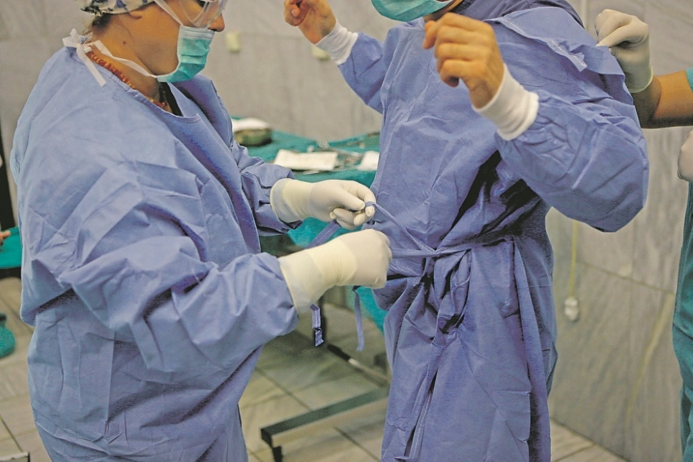 "Mojoj bebi je stalo srce, povraćala sam od bola i padala u nesvest, dok se medicinska sestra drala na mene"