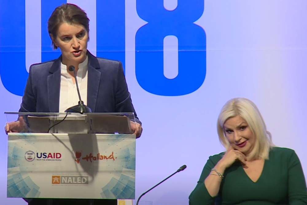 Zorana nekad prevrtala očima na Anu Brnabić, a danas je ovo uradila!