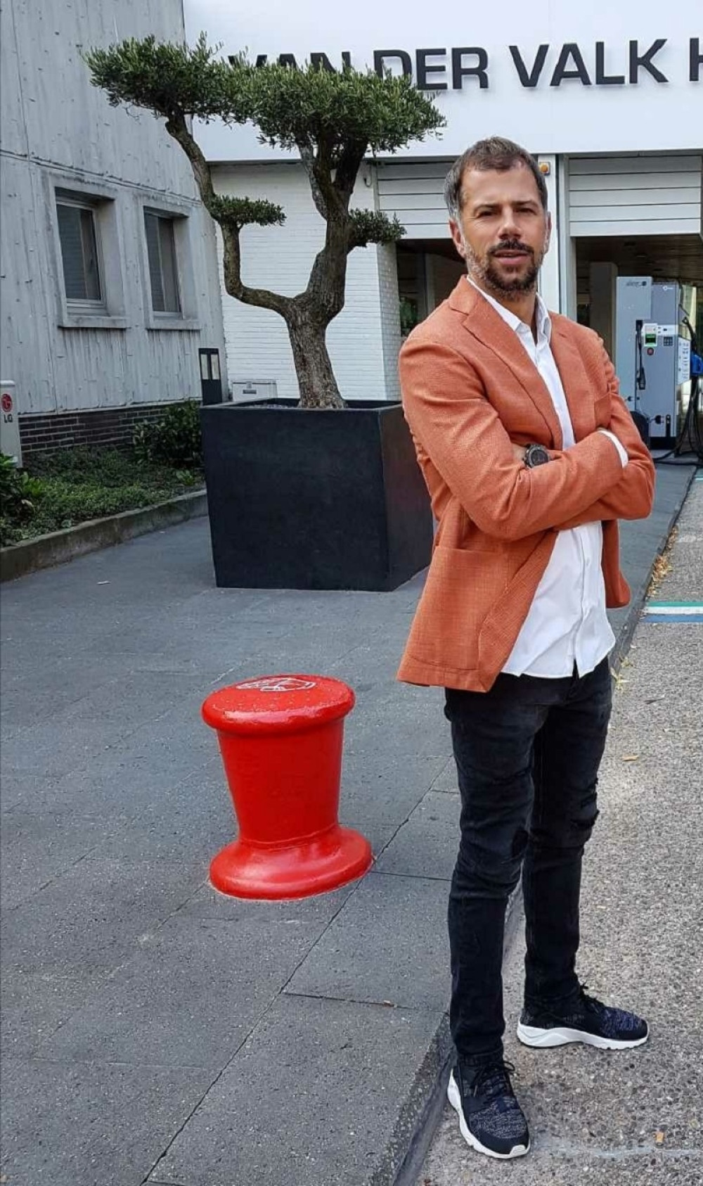 EKSKLUZIVNO! PRVA FOTKA SA VENČANJA: Kežman se u crkvi treći put oženio, evo kako je mlada izgledala! (FOTO)