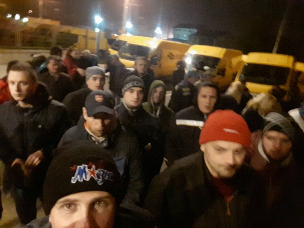 Poštari žele da Miri vide leđa!