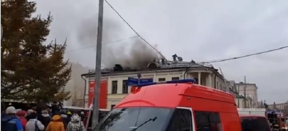 Gori Puškinov muzej!