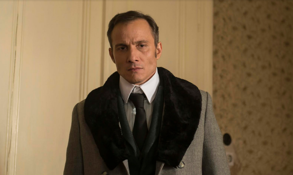 Srpski glumac dobija preteće poruke zbog gej scene, a sada isplivala njegova fotografija sa velikom zvezdom!