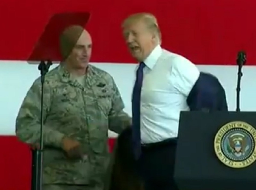 Tramp jednim potezom otkrio kompletnu spoljnu politiku