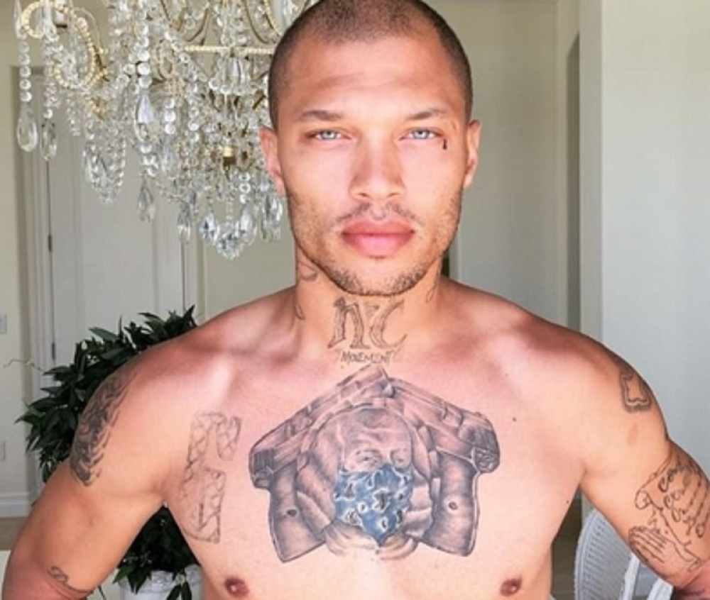 "Najseksi zatvorenik" čeka dete sa milionerkom!