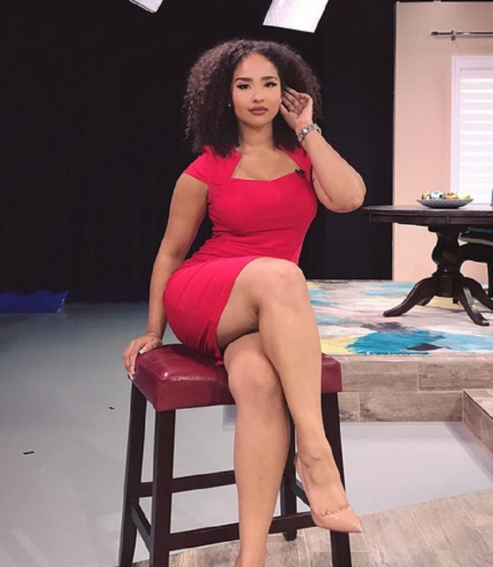 Napala voditeljku zbog preuske haljine (ANKETA)