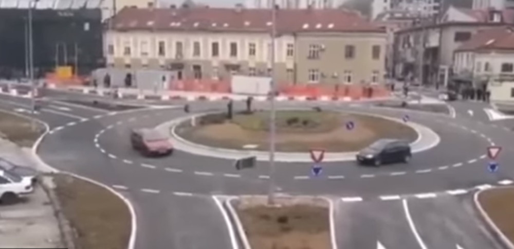 I Nemci teraju šegu sa kružnim tokom u Užicu (FOTO)