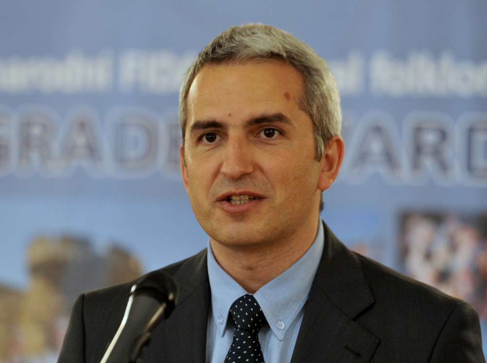 Mladenović zgranut divljanjem opozicije na otvaranju Trga republike