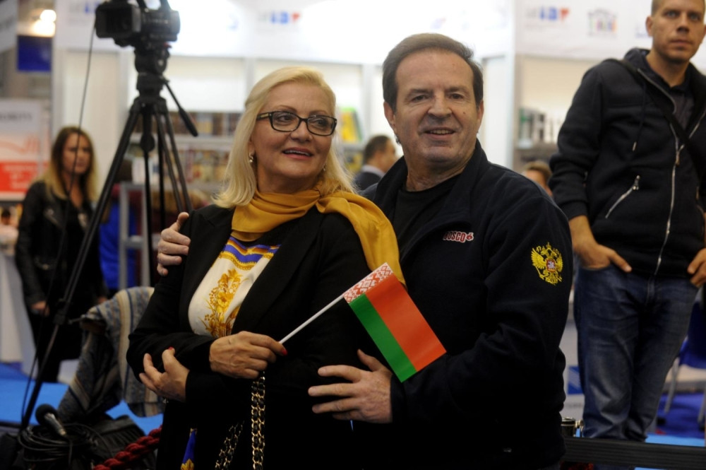 Karić glasao sa suprugom Milankom