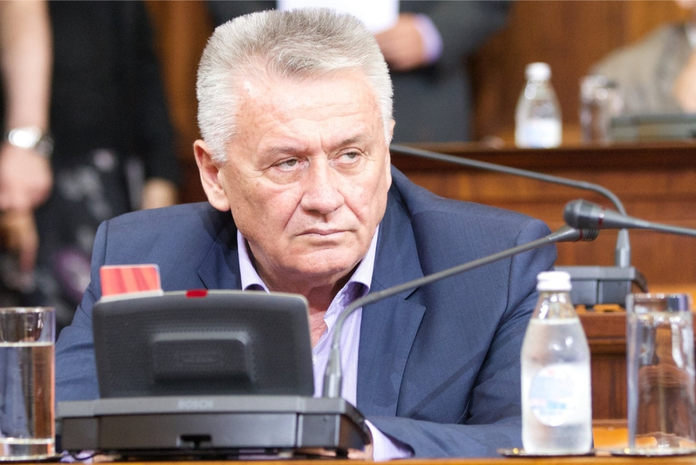 ŠEŠELJ: Velja je, bre, jedna LAŽOVČINA, ceo život laže i maže!