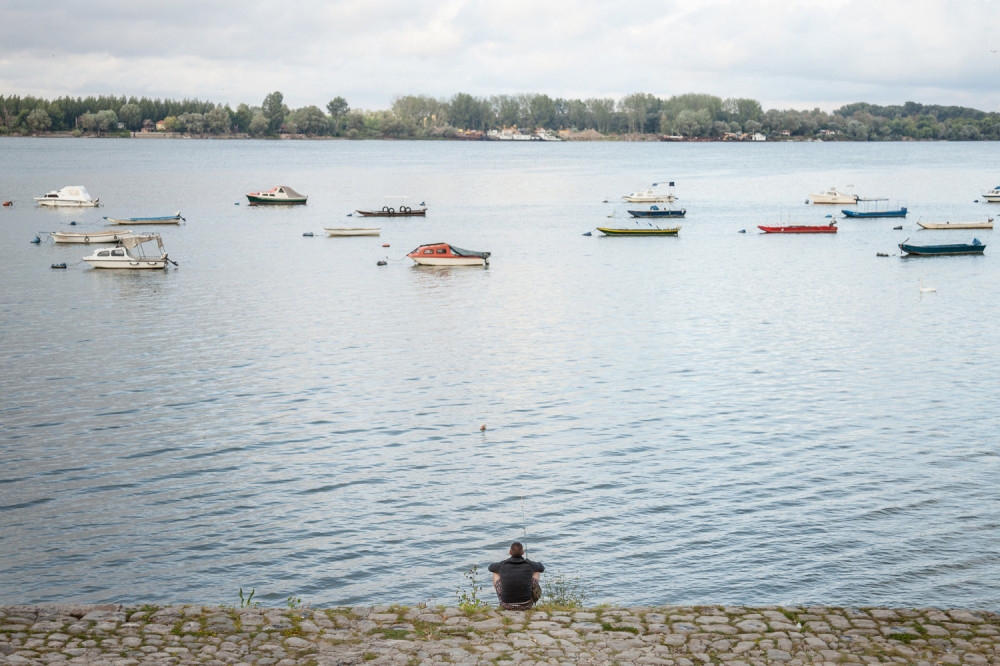 Majka je njega i braću napustila dok su bili mali, otac je došao da ih vodi u Nemačku, otišao je da se okupa, A SADA GA VIŠE NEMA