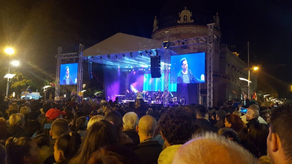 Željko Joksimović oduševio Mitrovčane na Mitrovdan!