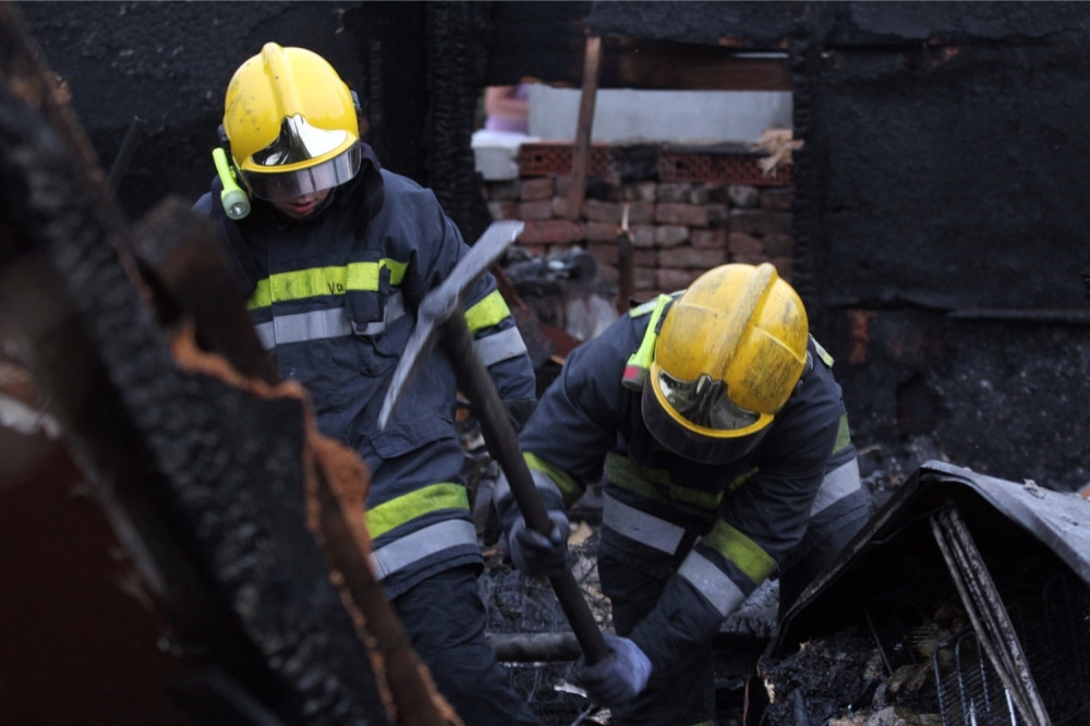 Stravičan požar izbio u 18.10! Tragedija na jugu Srbije!