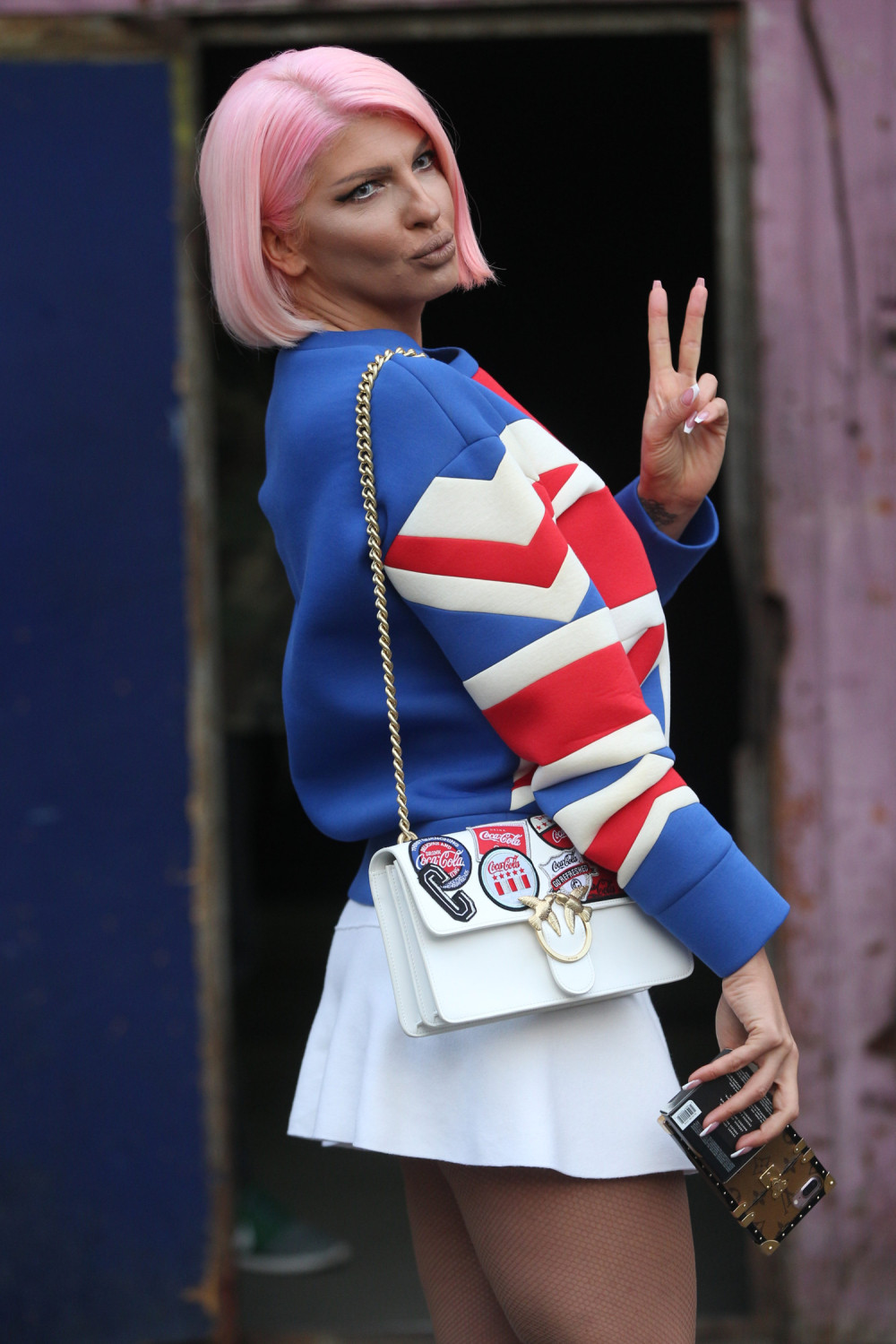 Vrištaćete kad vidite kako Karleuša reaguje na spisak učesnika Beovizije!