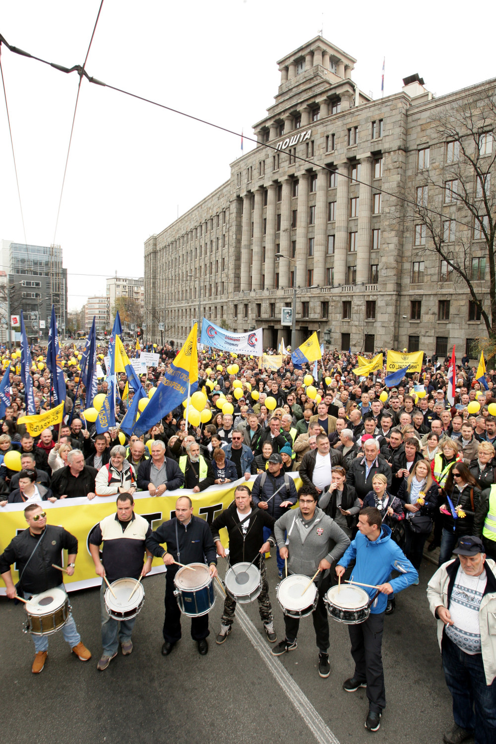 Protest radnika Pošte u centru Beograda