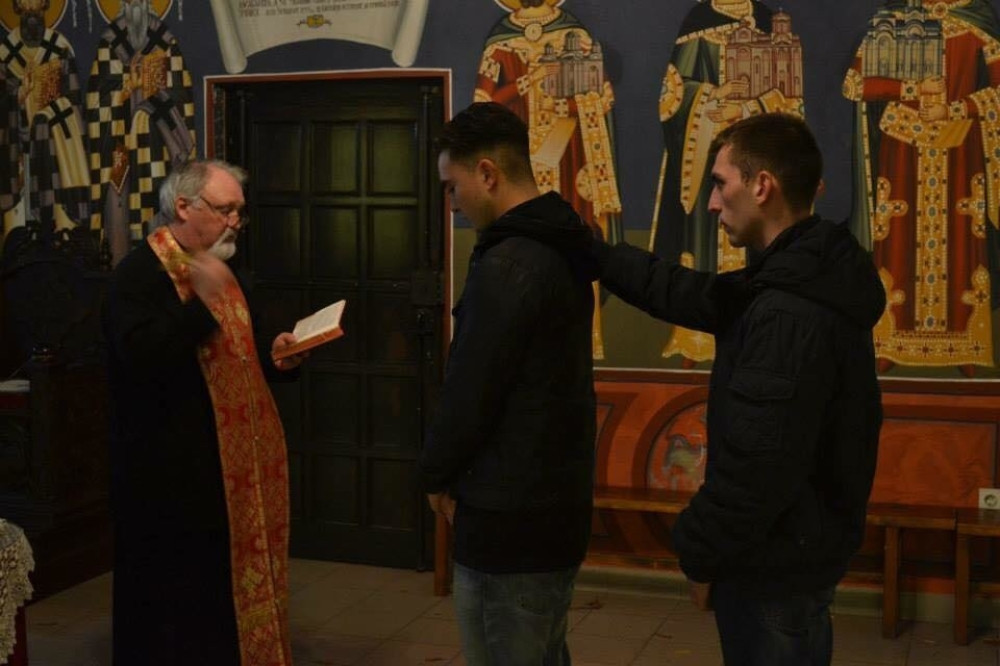 Svi beže iz Srbije, a ja hoću kod vas!