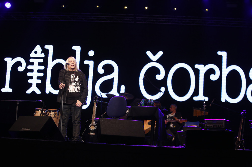 Riblja Čorba je zauvek izgubila svog dugogodišnjeg "saborca"! (FOTO/VIDEO)