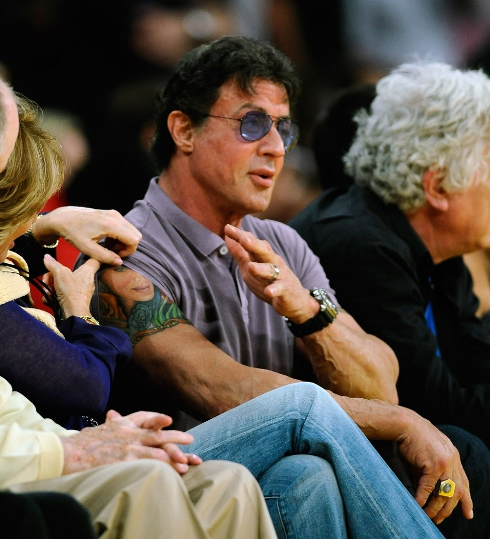 Svetska javnost zgrožena postupkom poznatog glumca! (VIDEO)