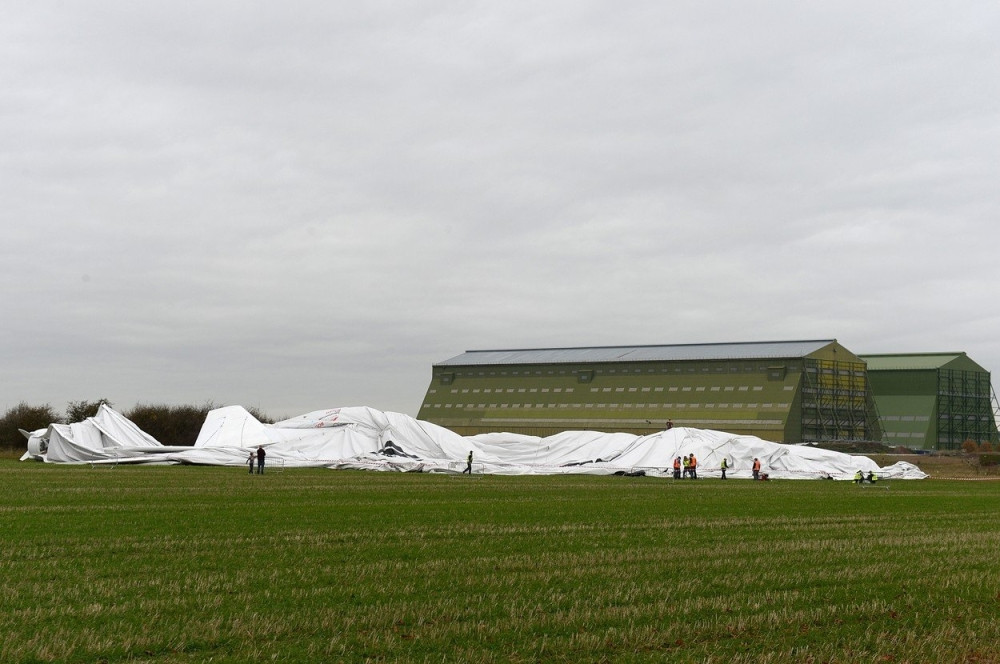 Srušila se najveća letelica na svetu! (FOTO + VIDEO)