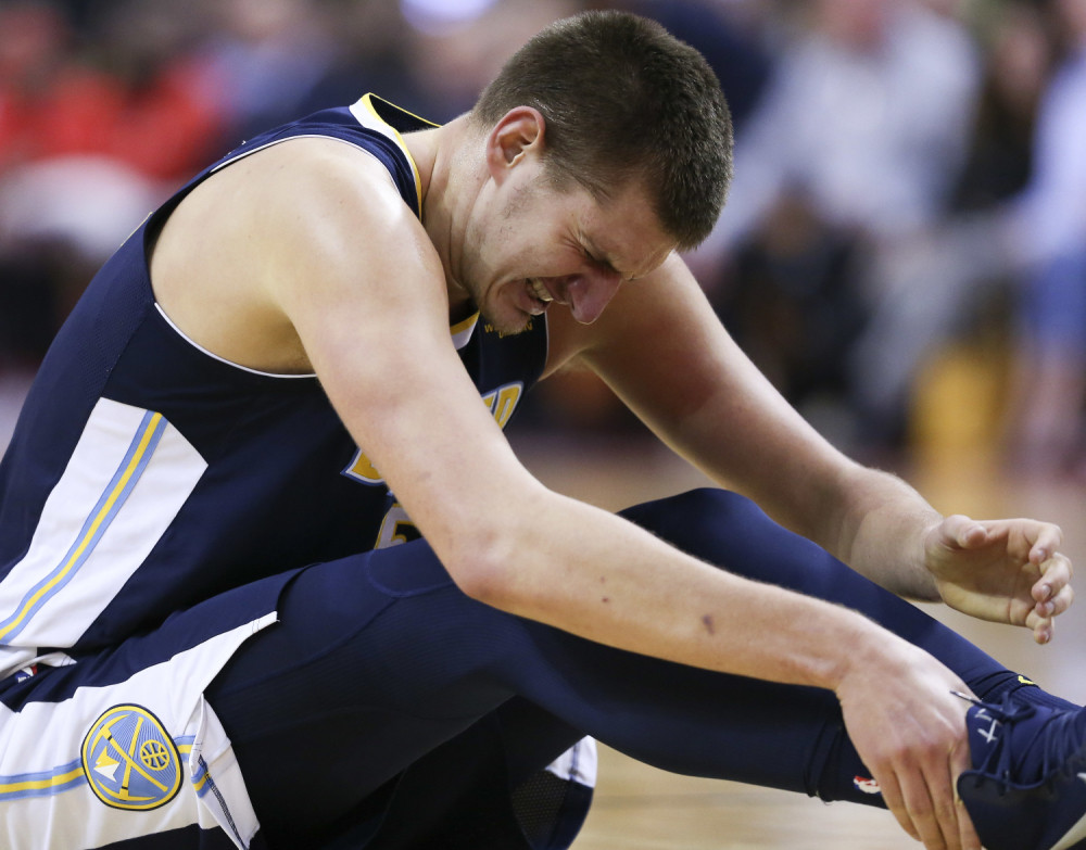 Jokić se povredio tokom pada