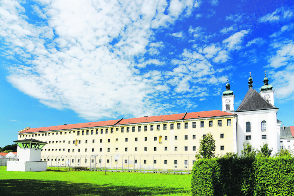 Srbin iz zatvora angažovao plaćene ubice!